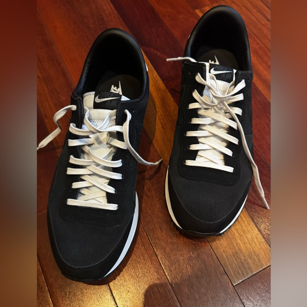 Nike Pegasus 83 Black and White Men's Sneakers